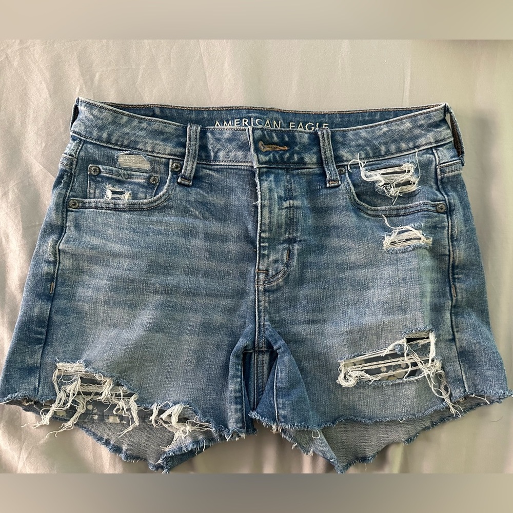 American Eagle MIDI shorts